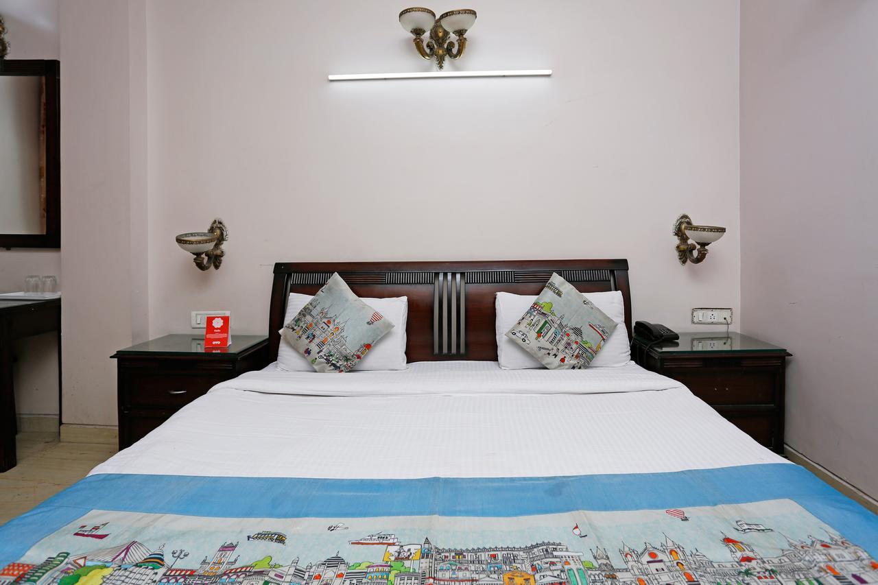 Oyo 5401 Hotel Mid Town New Delhi Eksteriør bilde