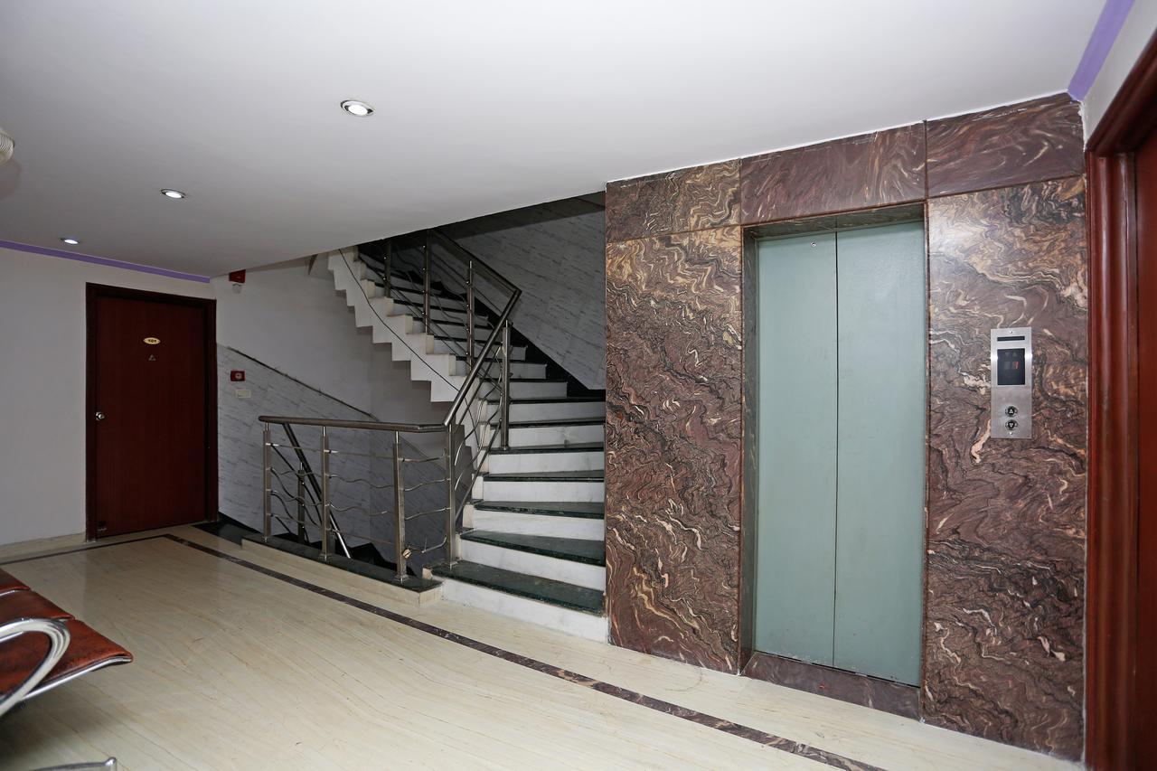 Oyo 5401 Hotel Mid Town New Delhi Eksteriør bilde