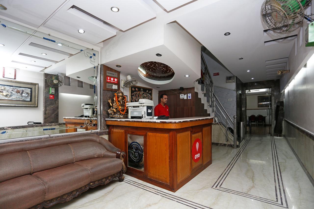Oyo 5401 Hotel Mid Town New Delhi Eksteriør bilde