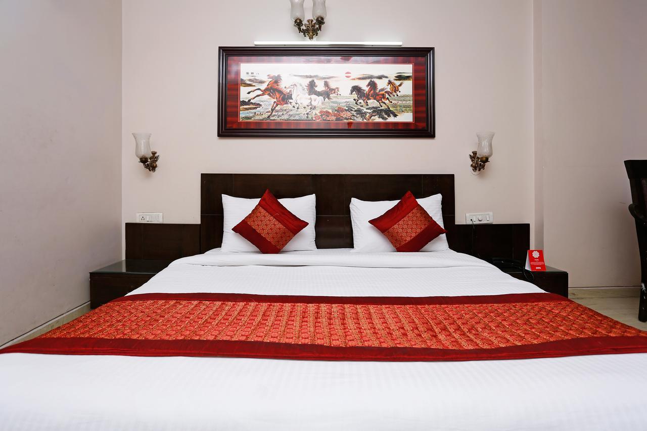 Oyo 5401 Hotel Mid Town New Delhi Eksteriør bilde